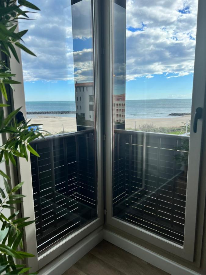 En Front De Mer, Magnifique Appartement 6 Pers. Agde Exteriér fotografie